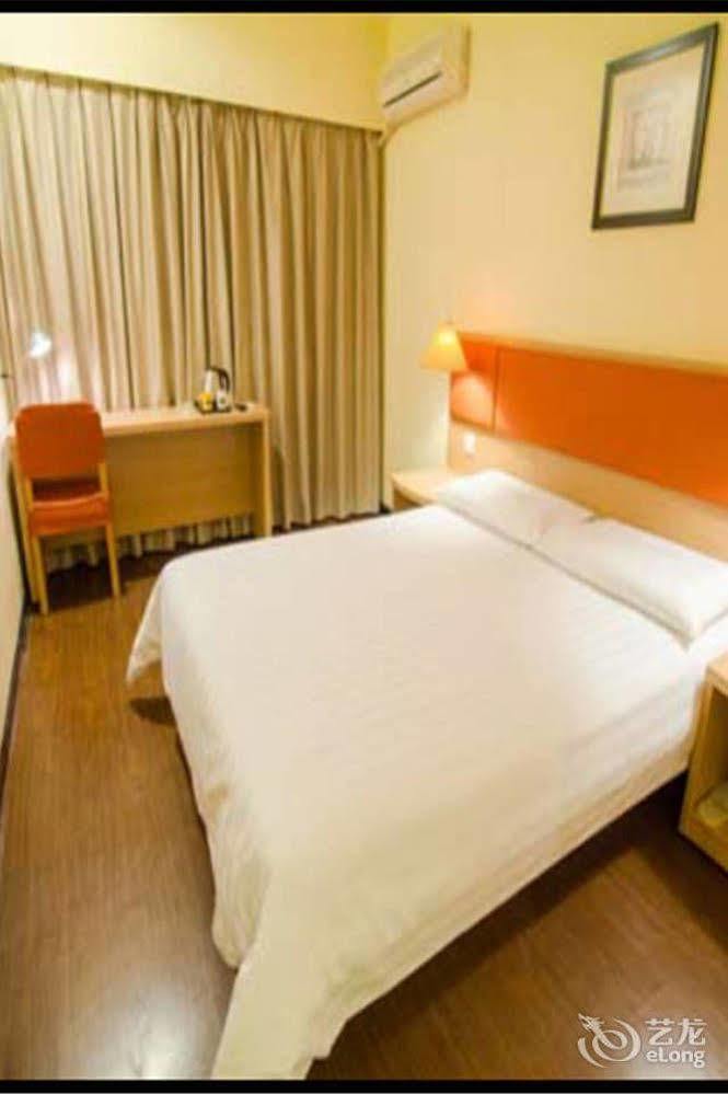 Home Inn Fuqin - Chengdu Extérieur photo